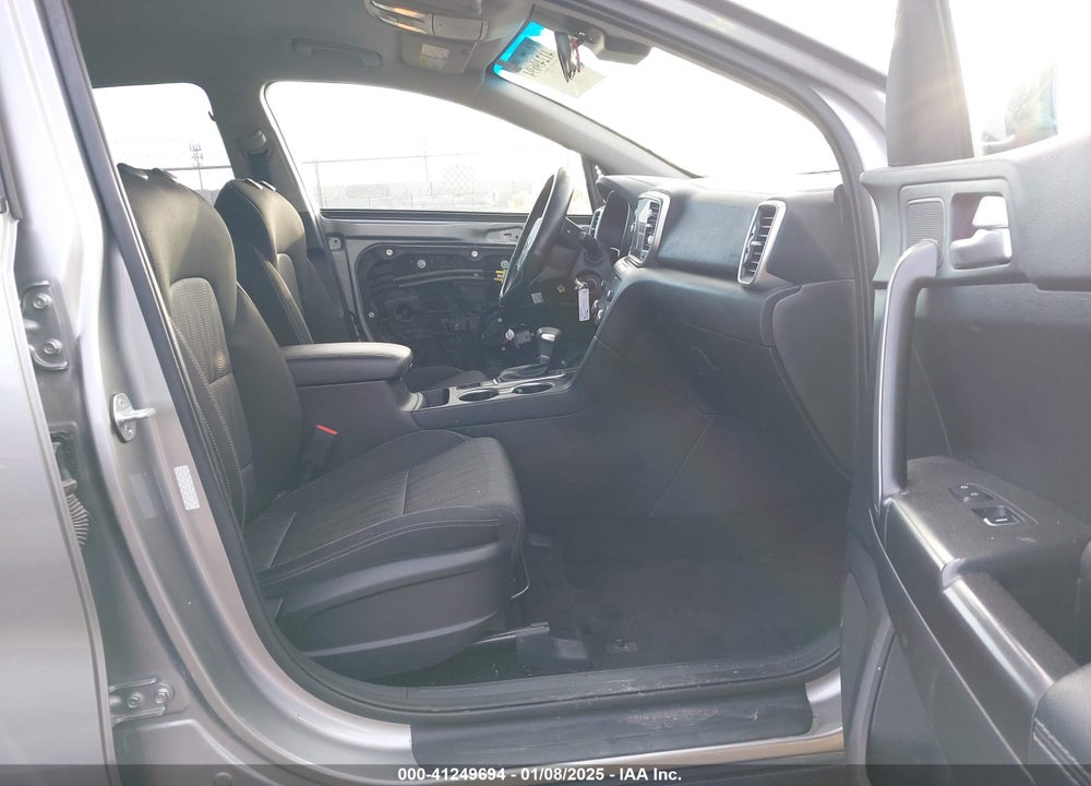 2022 KIA SPORTAGE LX VIN: KNDPMCAC9N7981649