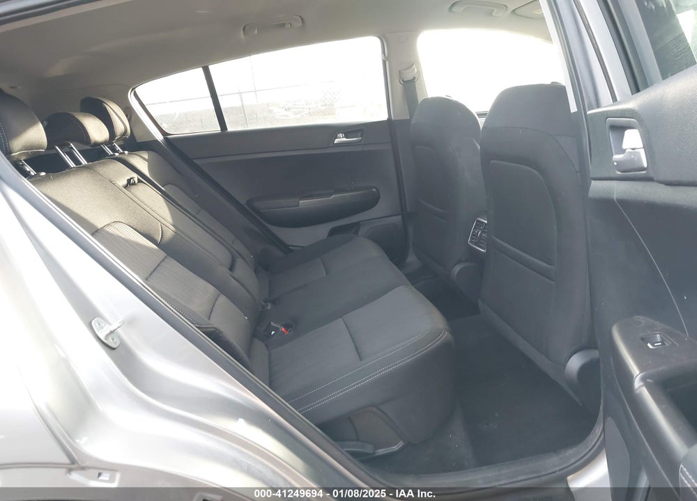 2022 KIA SPORTAGE LX VIN: KNDPMCAC9N7981649
