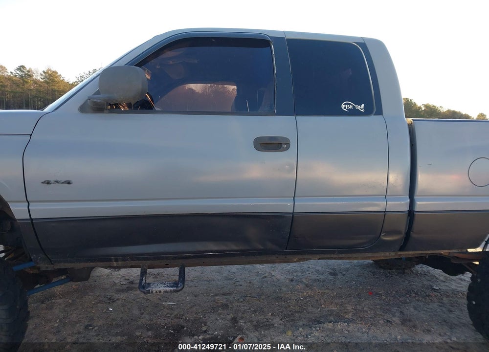 1999 DODGE RAM 1500 VIN: 3B7HF13Y5XG130841