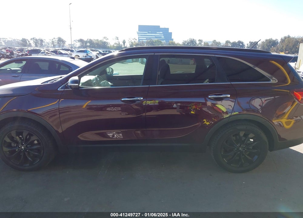 2019 KIA SORENTO VIN: 5XYPG4A53KG594088