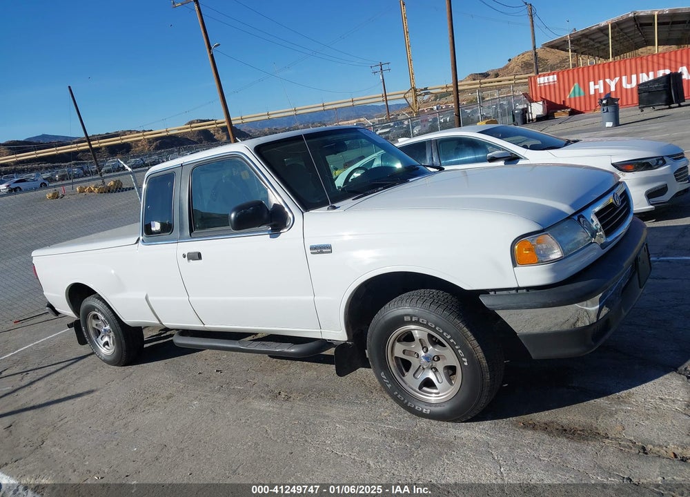 1999 MAZDA B3000 SE/TL VIN: 4F4YR16V4XTM46069