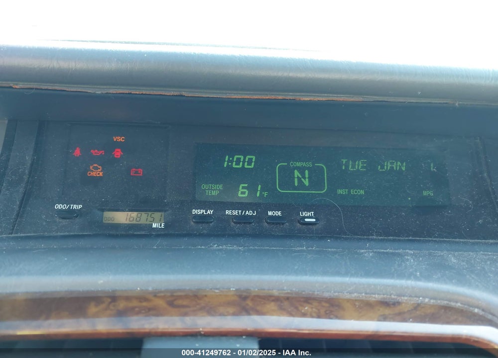 2003 TOYOTA AVALON XLS VIN: 4T1BF28B83U293373