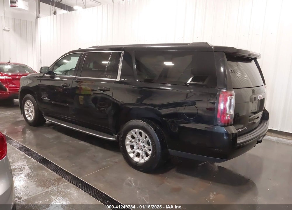 2016 GMC YUKON XL SLE VIN: 1GKS2FKC5GR173343