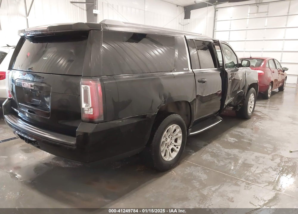 2016 GMC YUKON XL SLE VIN: 1GKS2FKC5GR173343