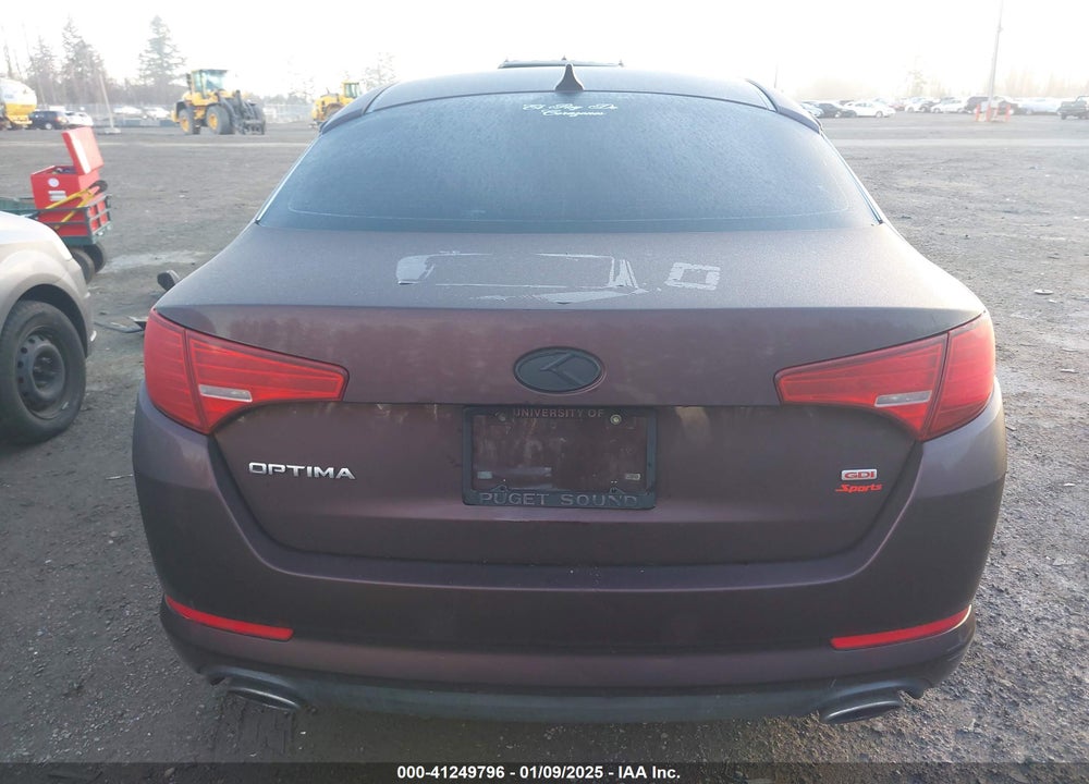 2011 KIA OPTIMA LX VIN: KNAGM4A77B5080082