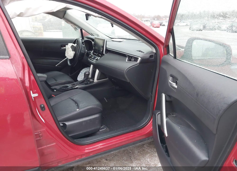 2022 TOYOTA COROLLA CROSS VIN: 7MUDAABG6NV001341
