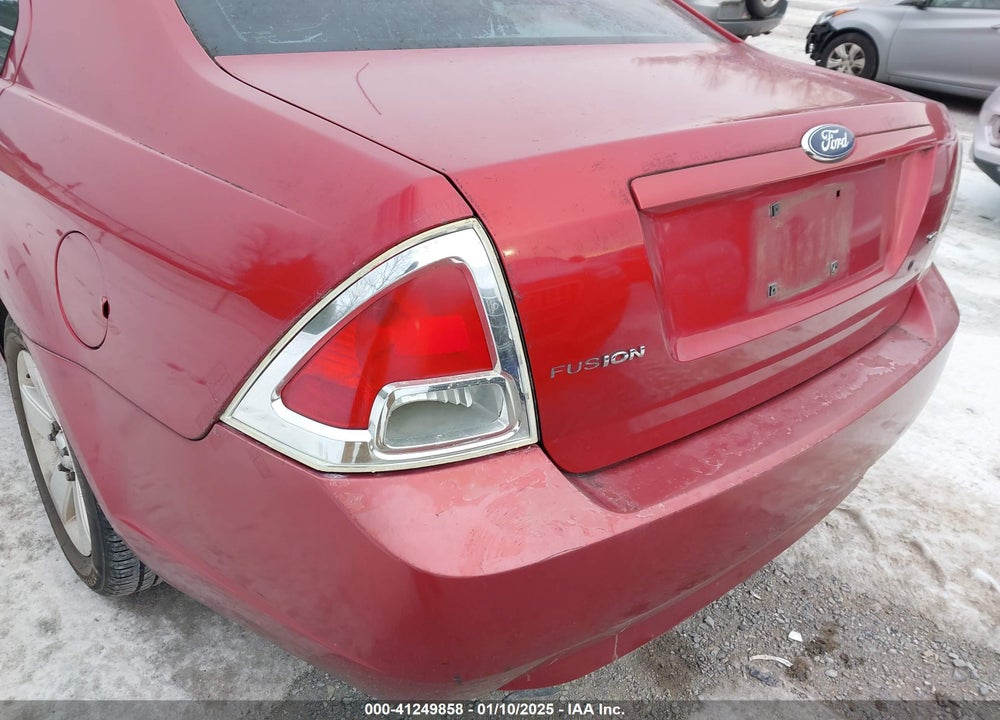 2007 FORD FUSION VIN: 3FAHP07Z17R147298