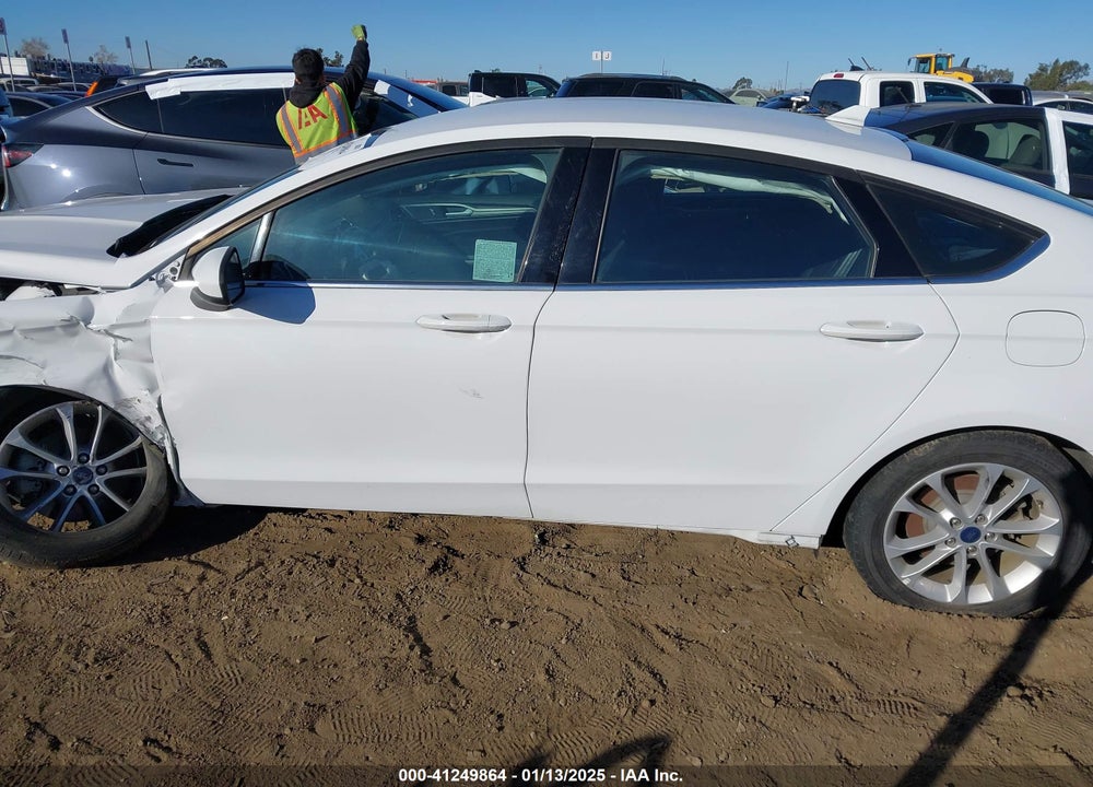 2020 FORD FUSION HYBRID SE VIN: 3FA6P0LUXLR234189