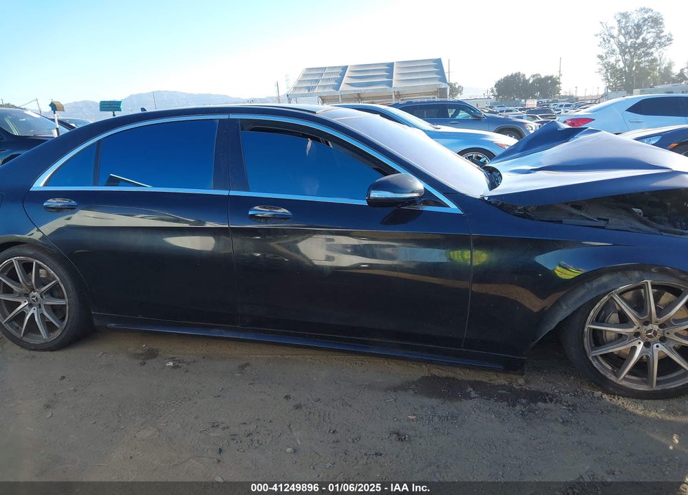 2018 MERCEDES-BENZ S 560 VIN: WDDUG8DB0JA412508