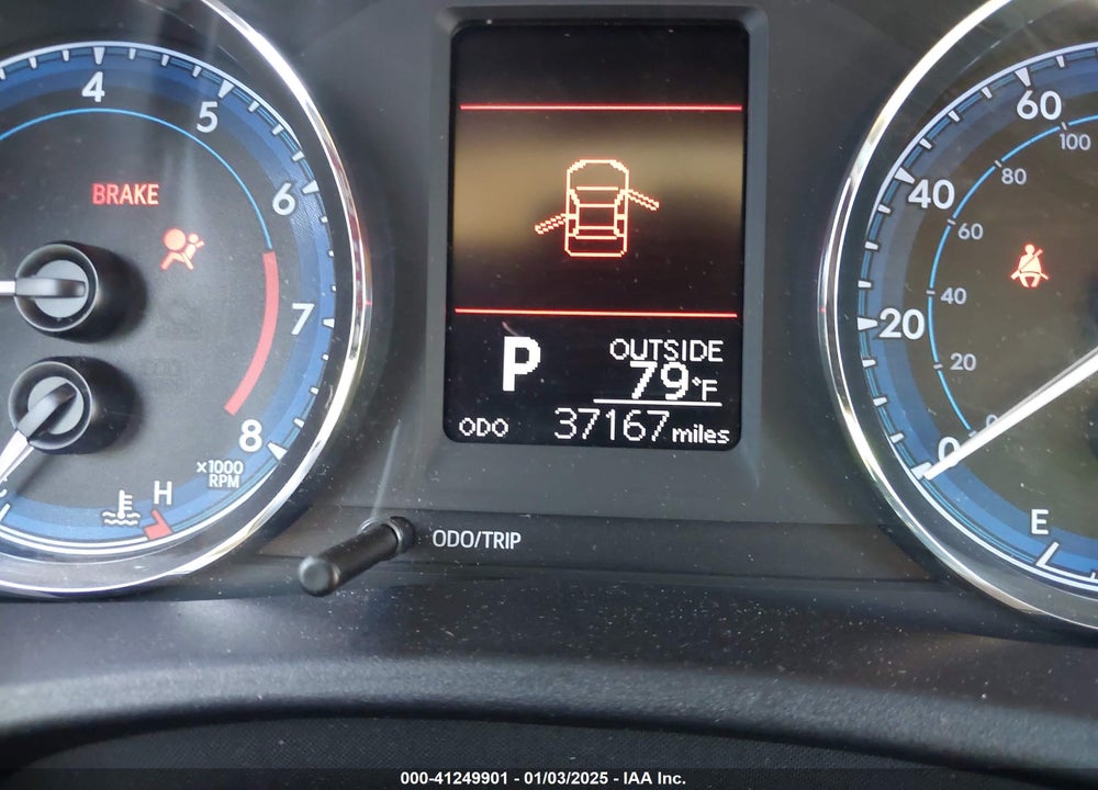 2017 TOYOTA COROLLA VIN: 2T1BURHE7HC811023