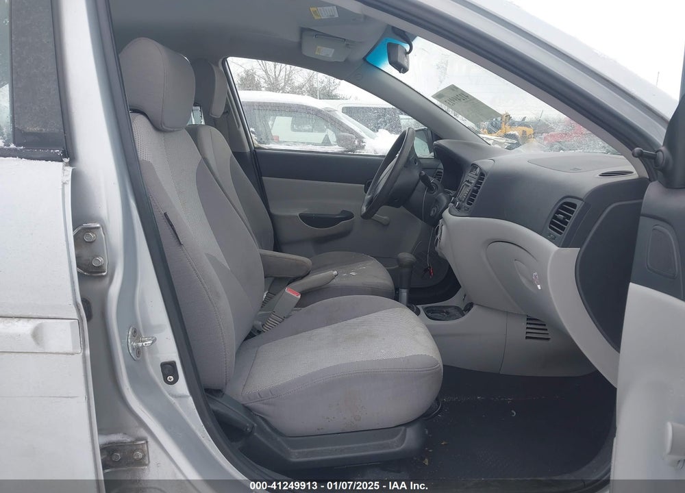 2008 HYUNDAI ACCENT VIN: KMHCN46C18U275478