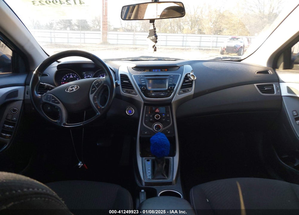 2016 HYUNDAI ELANTRA VIN: 5NPDH4AE0GH669166