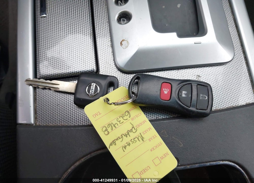 2008 NISSAN PATHFINDER SE VIN: 5N1AR18U08C623468