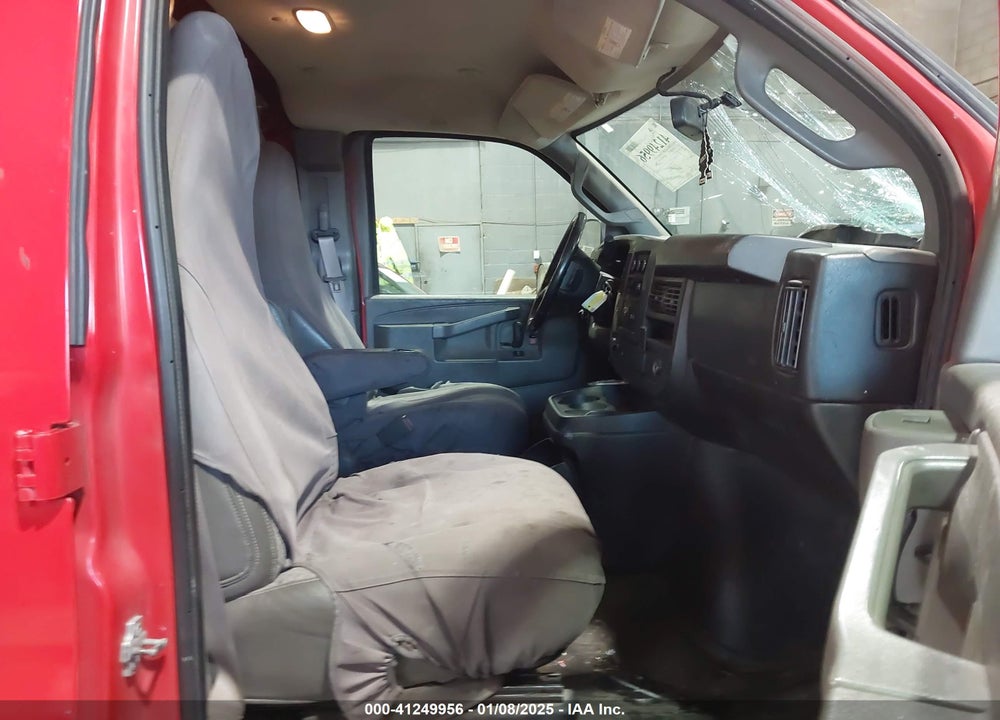 2019 CHEVROLET EXPRESS 2500 WORK VAN VIN: 1GCWGAFG7K1179750