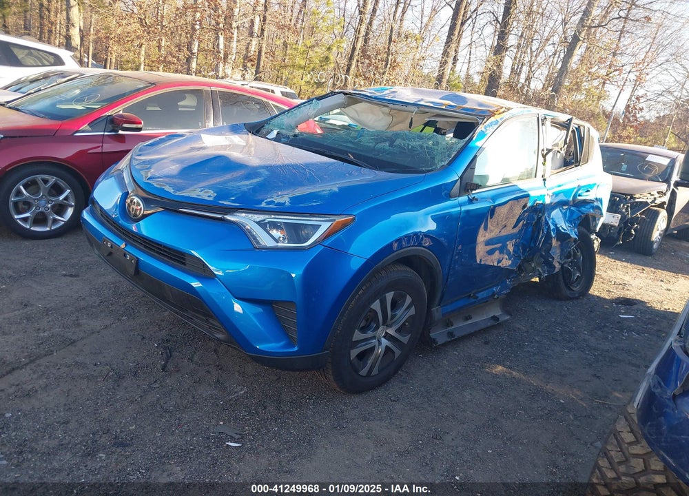 2018 TOYOTA RAV4 LE VIN: 2T3ZFREV7JW439496