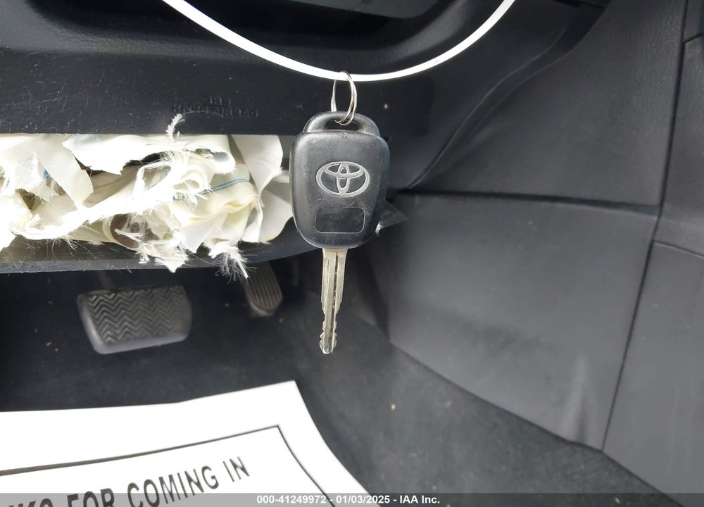 2015 TOYOTA COROLLA LE PLUS VIN: 5YFBURHE1FP181755