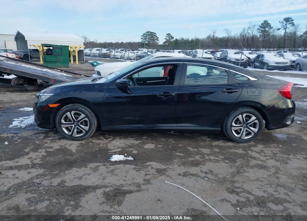 2018 HONDA CIVIC LX VIN: 2HGFC2F53JH605953