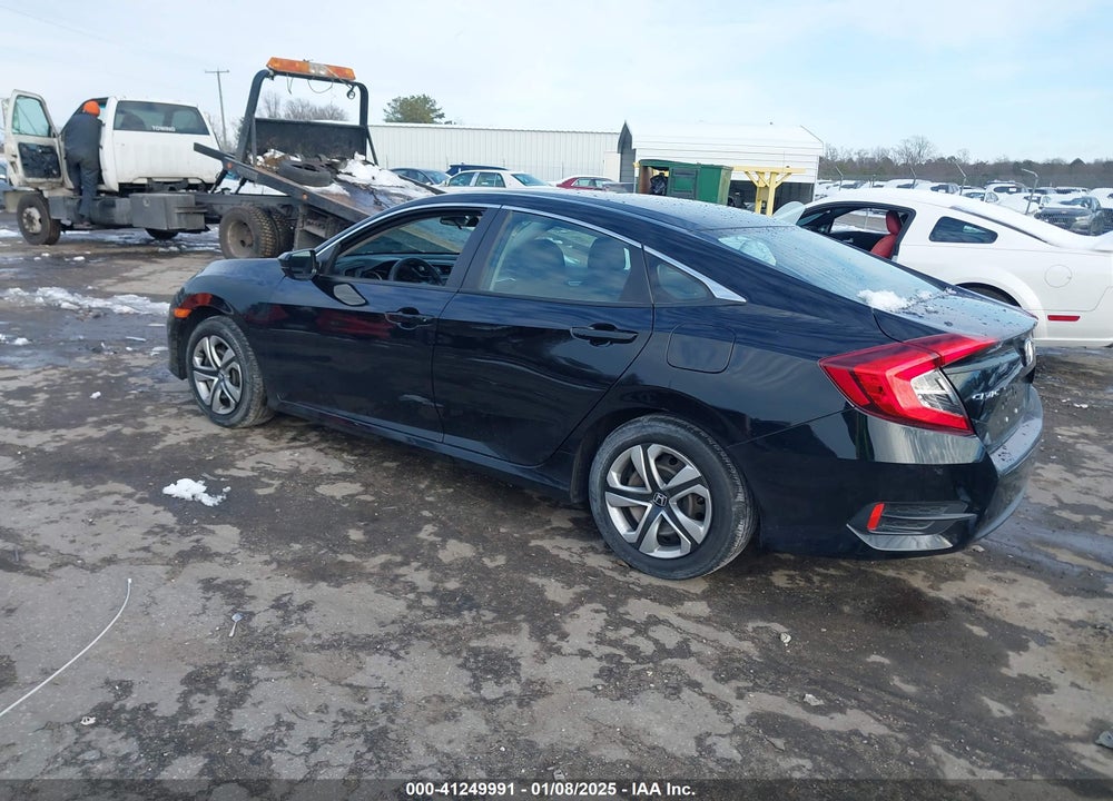 2018 HONDA CIVIC LX VIN: 2HGFC2F53JH605953