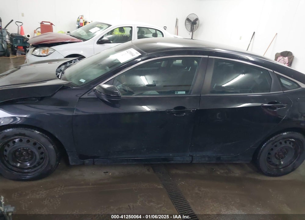 2019 HONDA CIVIC LX VIN: 2HGFC2F6XKH565753