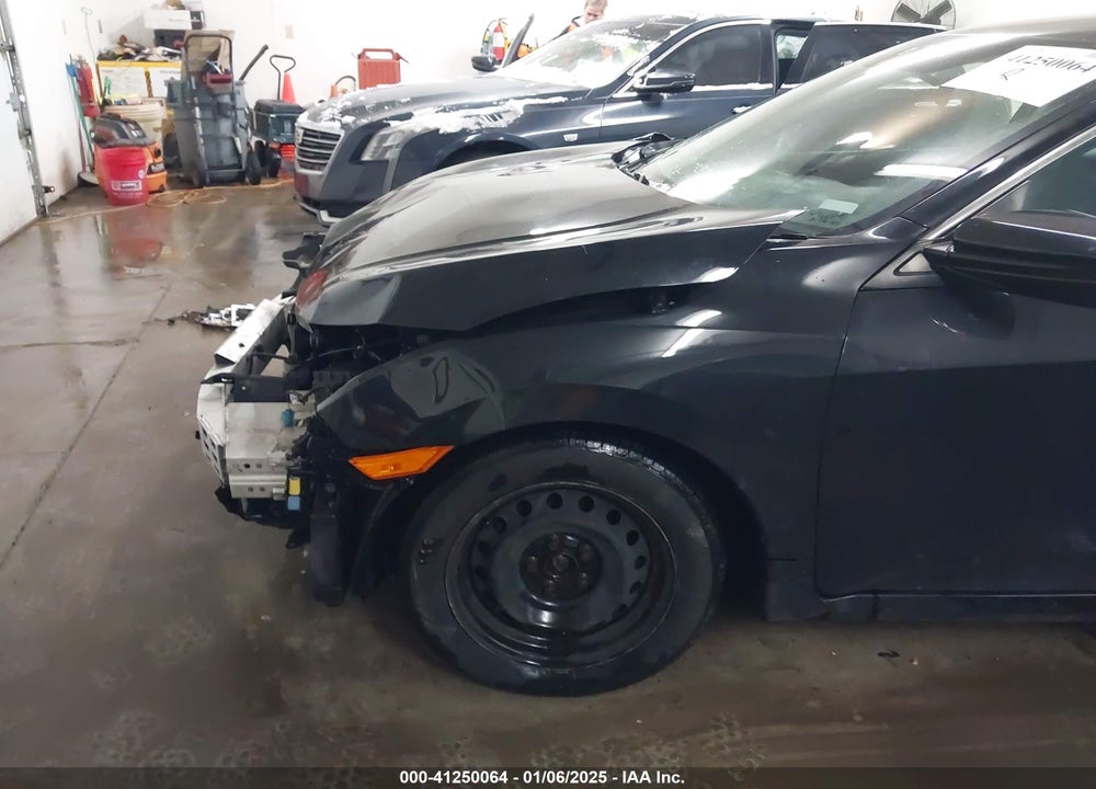 2019 HONDA CIVIC LX VIN: 2HGFC2F6XKH565753