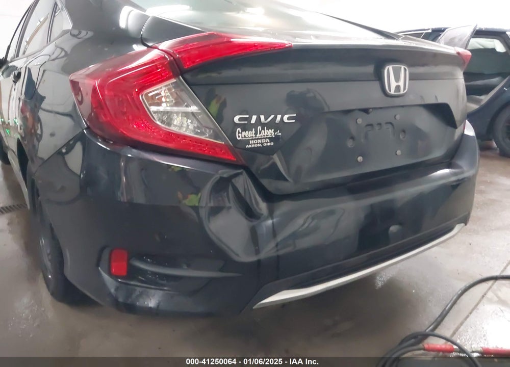 2019 HONDA CIVIC LX VIN: 2HGFC2F6XKH565753