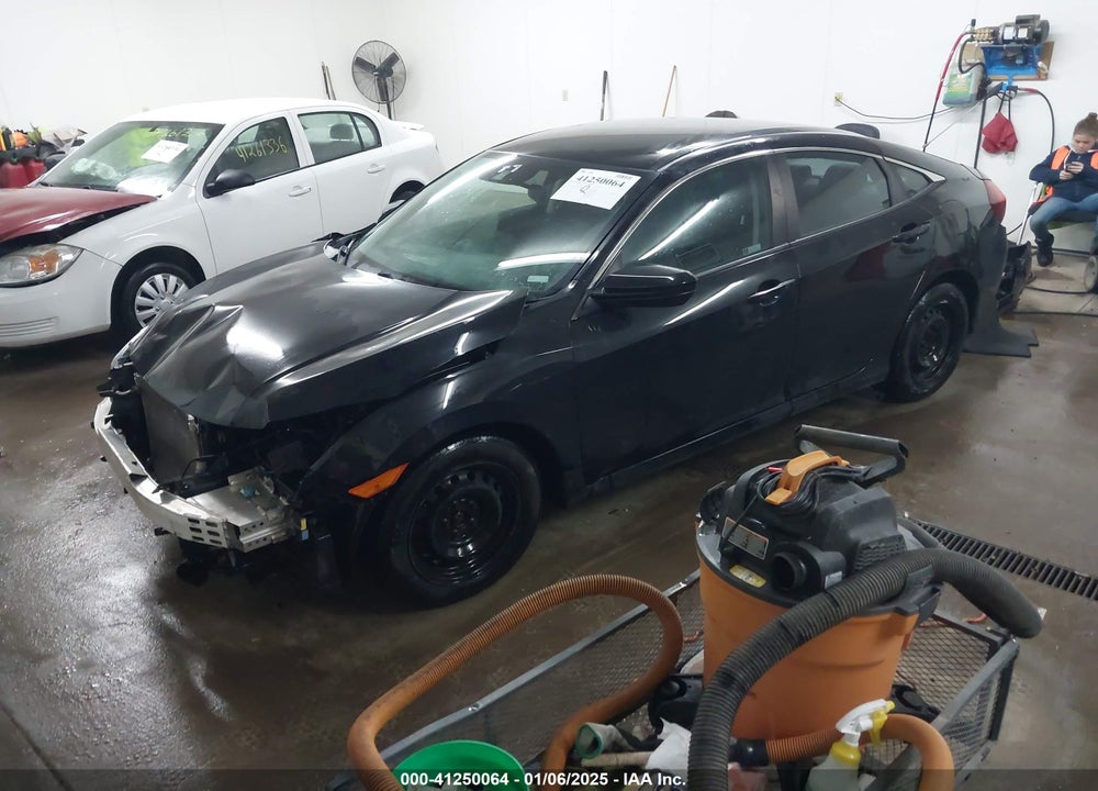 2019 HONDA CIVIC LX VIN: 2HGFC2F6XKH565753