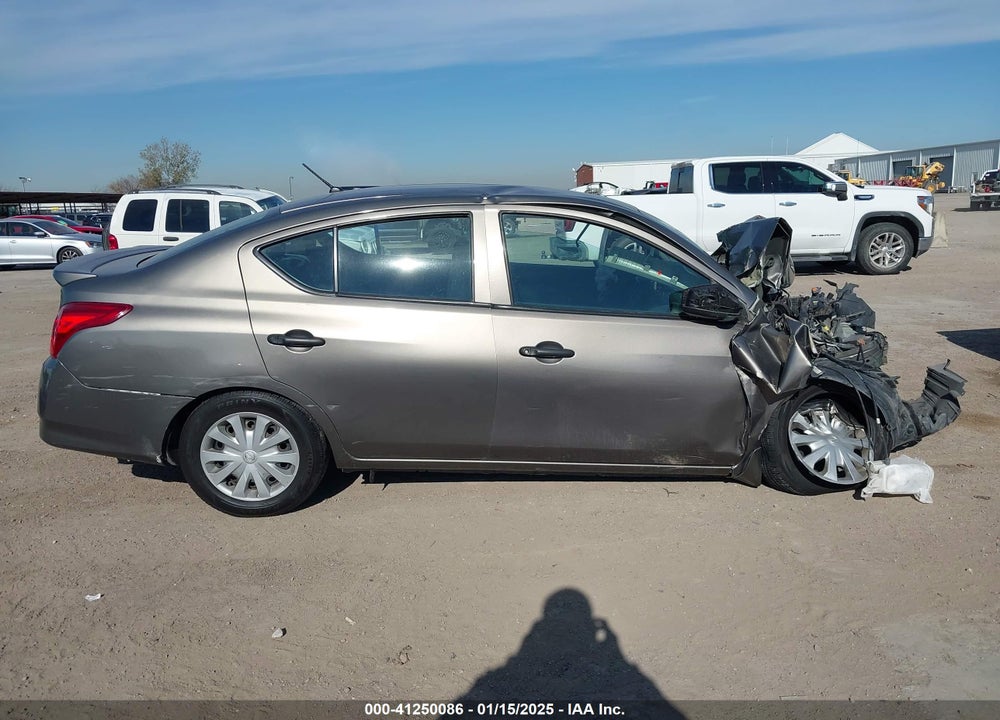 2017 NISSAN VERSA VIN: 3N1CN7AP9HL820257