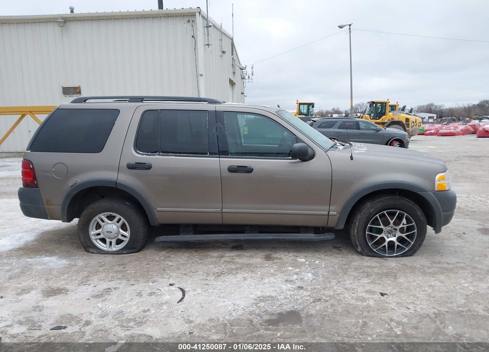2003 FORD EXPLORER VIN: 1FMZU72K03UA75695