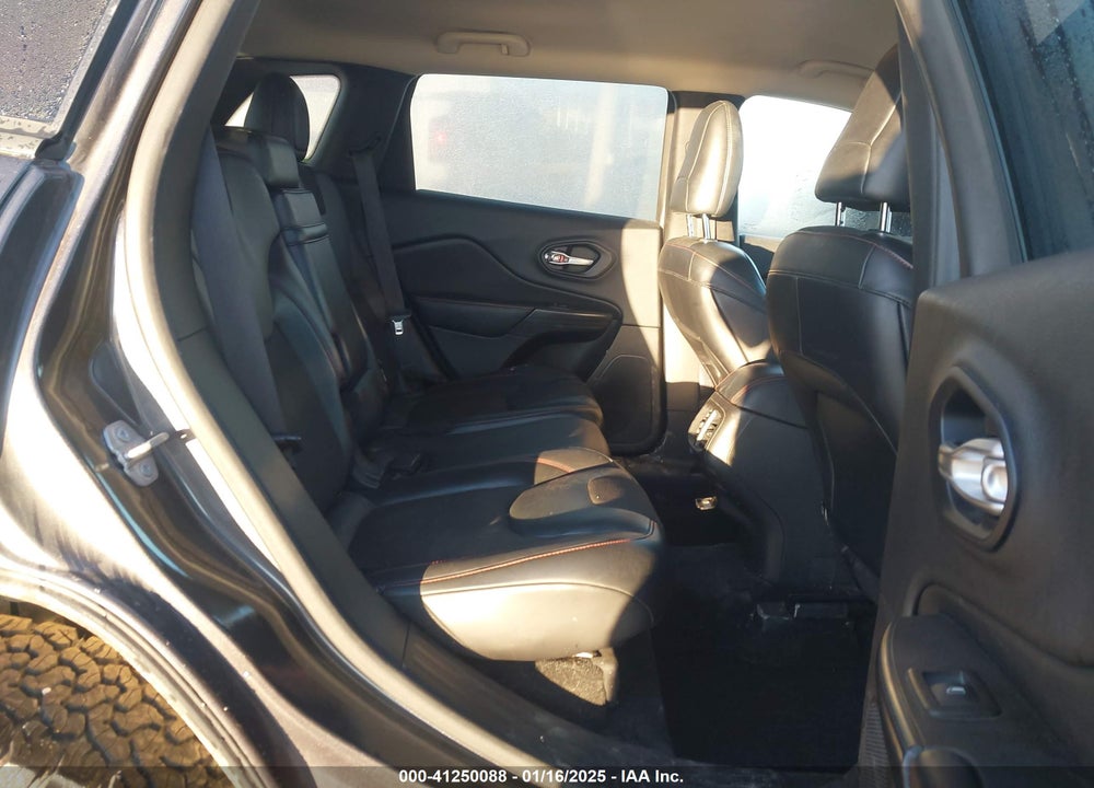2015 JEEP CHEROKEE TRAILHAWK VIN: 1C4PJMBSXFW756362