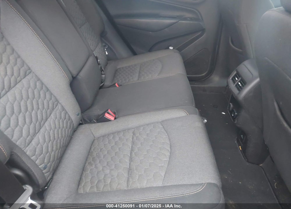 2018 CHEVROLET EQUINOX LT VIN: 2GNAXJEV5J6138854