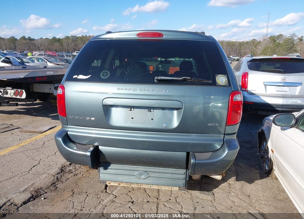 2007 DODGE GRAND CARAVAN SXT VIN: 2D4GP44L67R295128
