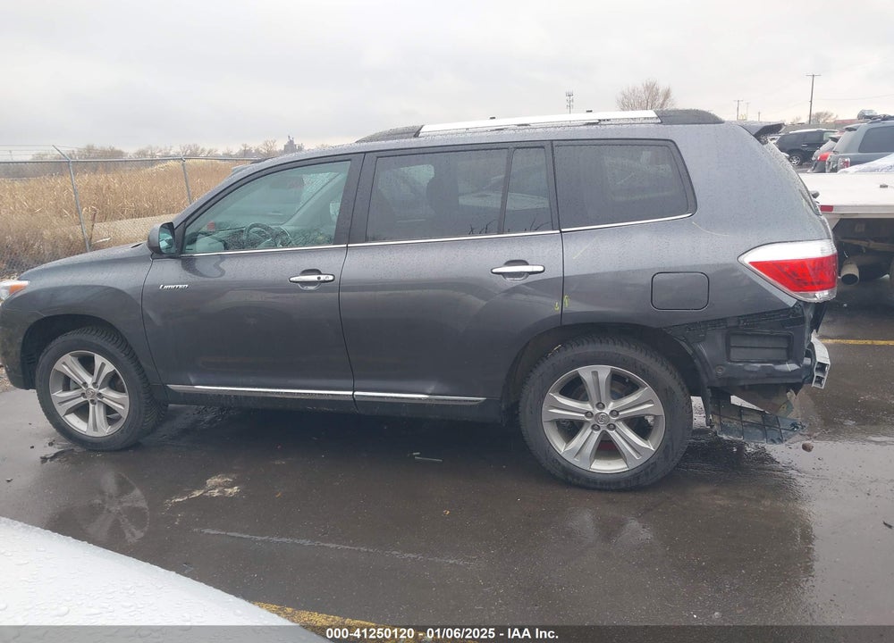 2013 TOYOTA HIGHLANDER VIN: 5TDDK3EH8DS261441