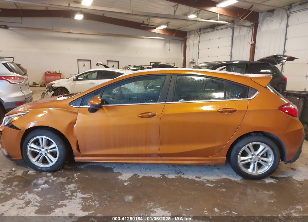 2017 CHEVROLET CRUZE VIN: 3G1BE6SM1HS540175