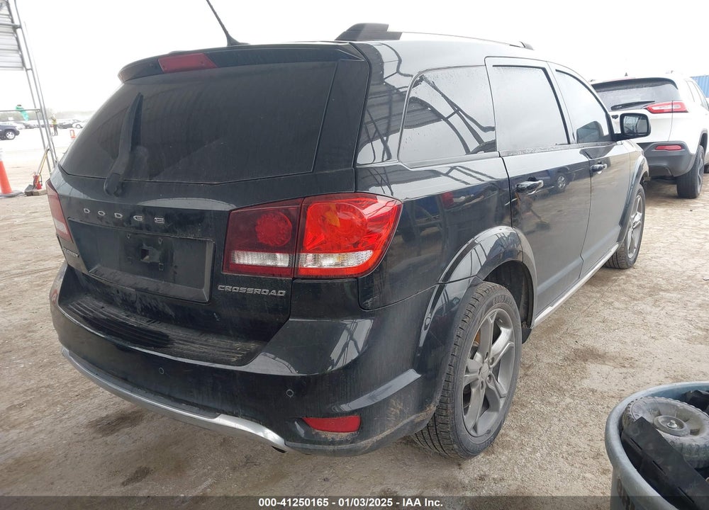 2017 DODGE JOURNEY CROSSROAD PLUS VIN: 3C4PDCGB0HT605615