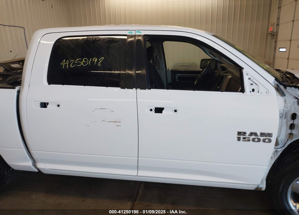 2013 RAM 1500 VIN: 1C6RR7LT5DS551022