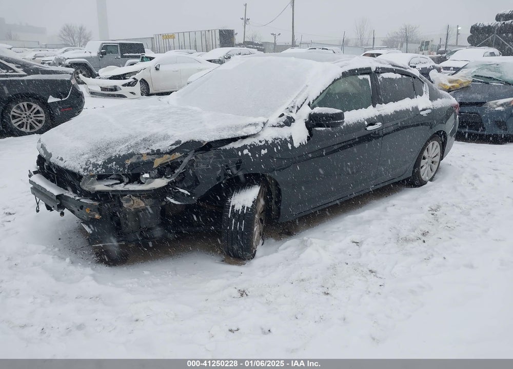 2015 HONDA ACCORD VIN: 1HGCR2F8XFA143196
