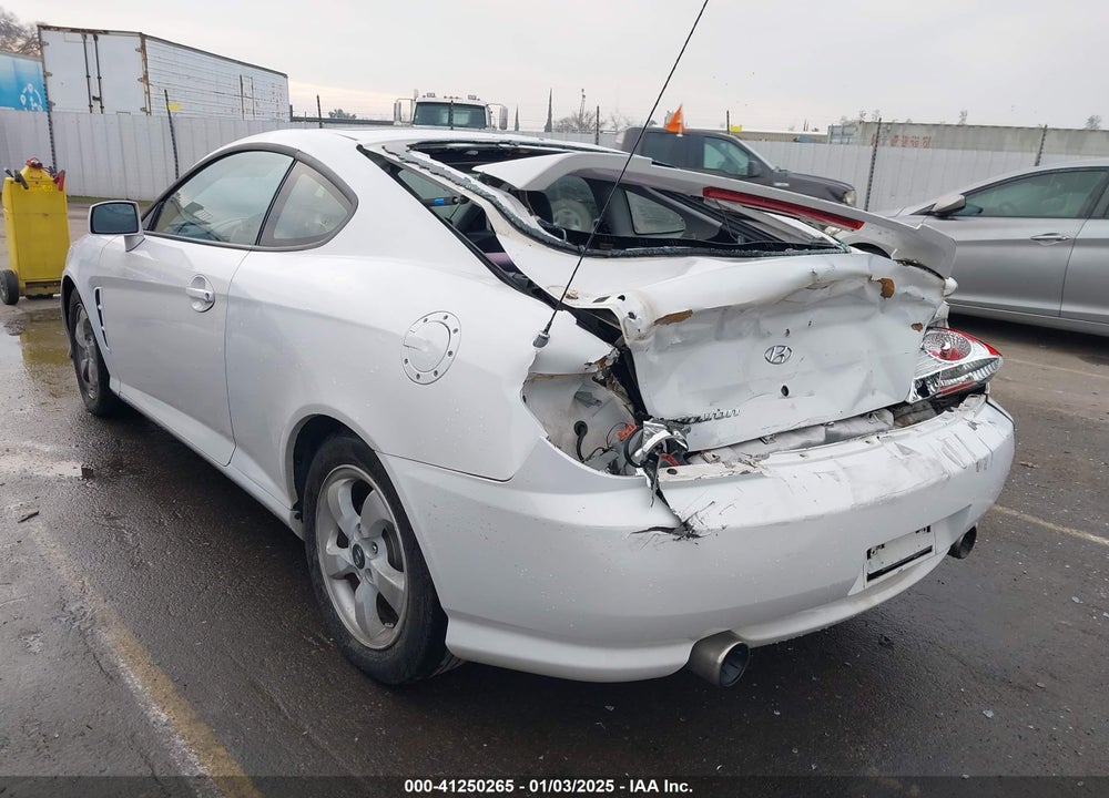2005 HYUNDAI TIBURON GS VIN: KMHHM65D05U157741