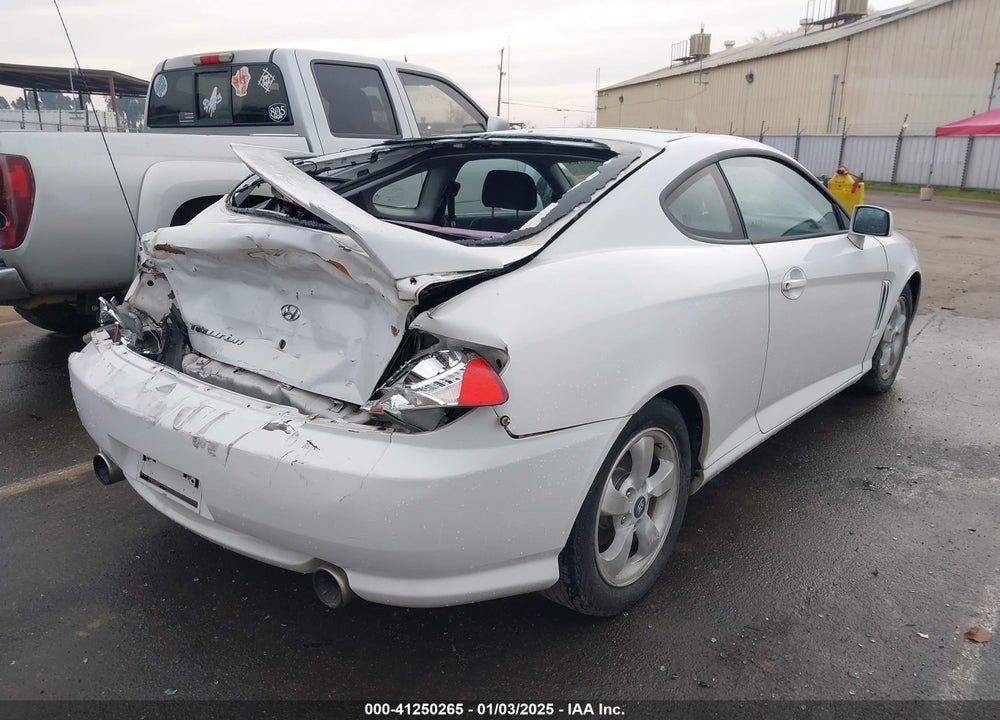 2005 HYUNDAI TIBURON GS VIN: KMHHM65D05U157741