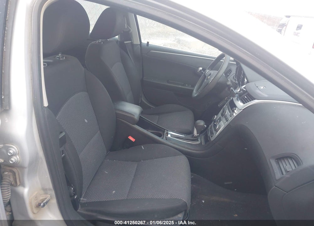 2011 CHEVROLET MALIBU 1LT VIN: 1G1ZC5E10BF276118
