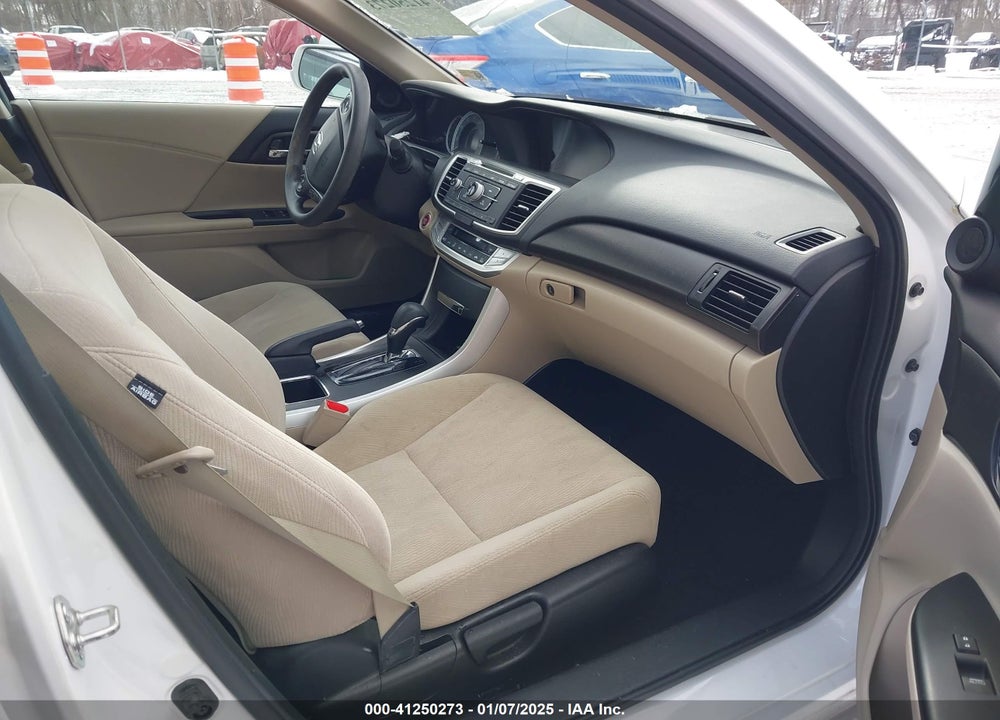 2015 HONDA ACCORD VIN: 1HGCR2F78FA012727