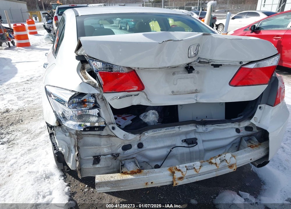 2015 HONDA ACCORD VIN: 1HGCR2F78FA012727
