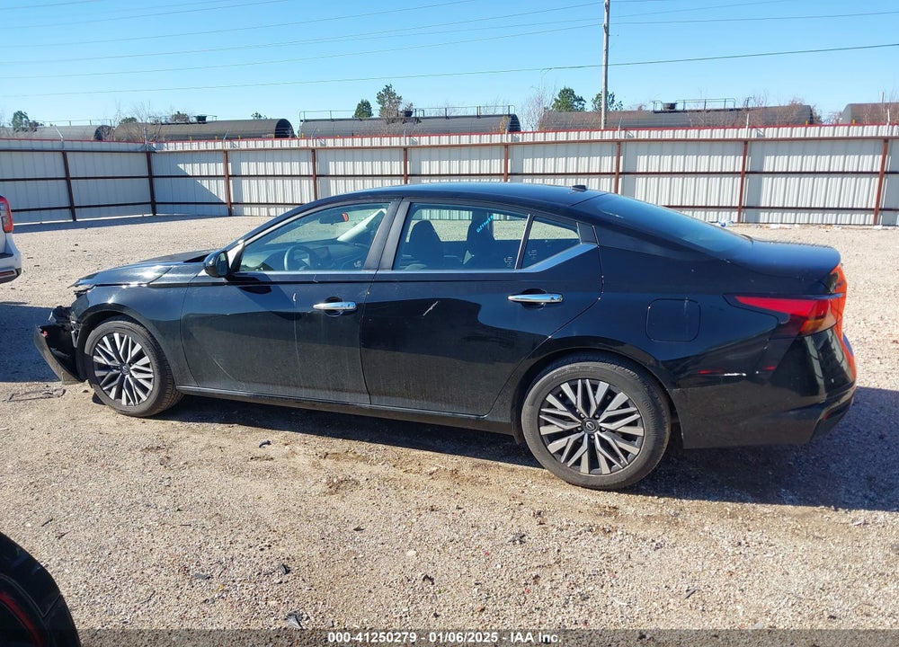 2023 NISSAN ALTIMA SV FWD VIN: 1N4BL4DV8PN366188