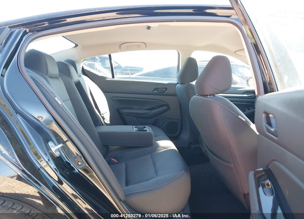 2023 NISSAN ALTIMA SV FWD VIN: 1N4BL4DV8PN366188