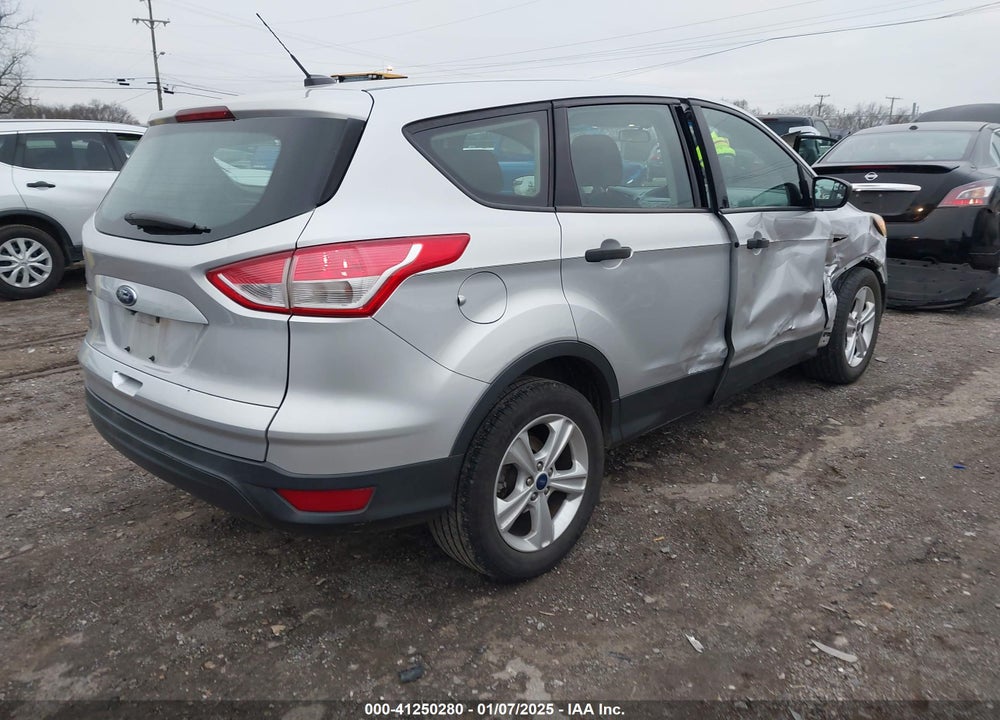 2015 FORD ESCAPE S VIN: 1FMCU0F79FUA03630