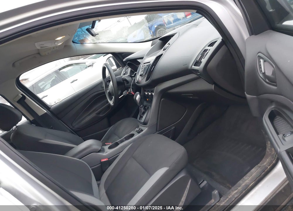 2015 FORD ESCAPE S VIN: 1FMCU0F79FUA03630