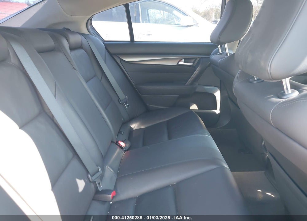 2013 ACURA TL VIN: 19UUA8F20DA013340