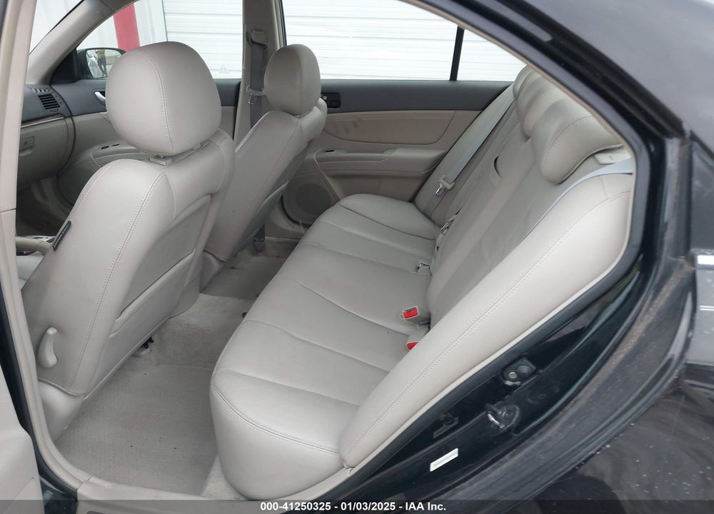 2008 HYUNDAI SONATA LIMITED V6/SE V6 VIN: 5NPEU46F18H369915