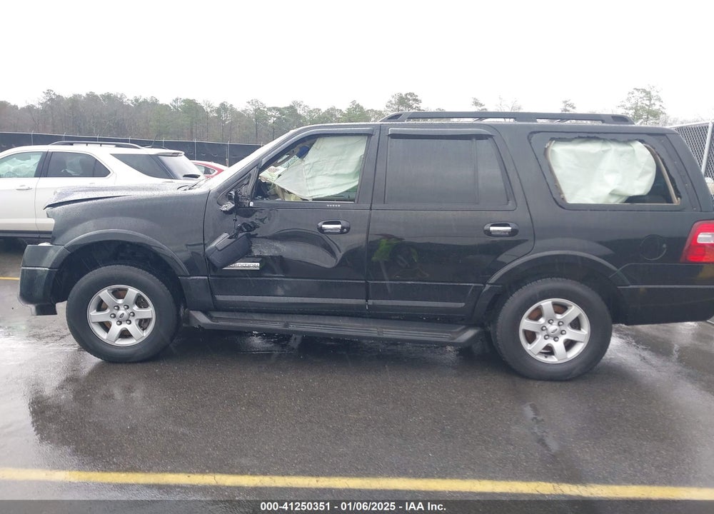 2008 FORD EXPEDITION XLT VIN: 1FMFU15568LA77308