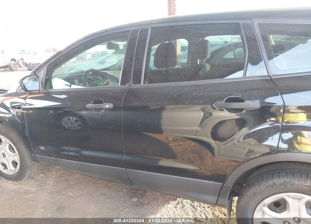 2017 FORD ESCAPE VIN: 1FMCU0F77HUC80408
