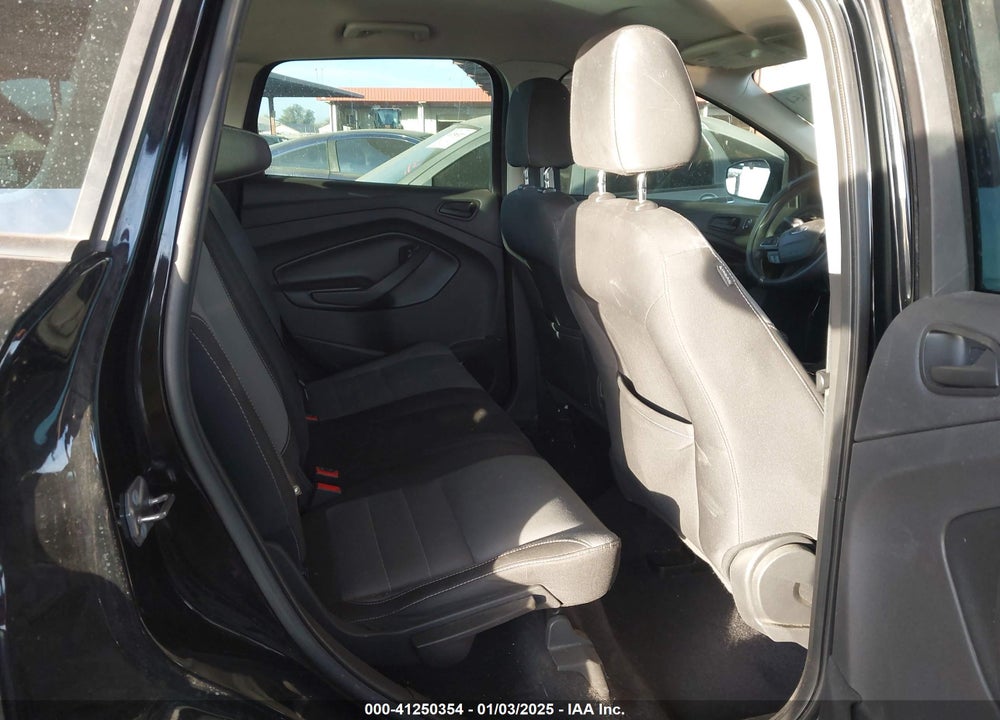 2017 FORD ESCAPE VIN: 1FMCU0F77HUC80408